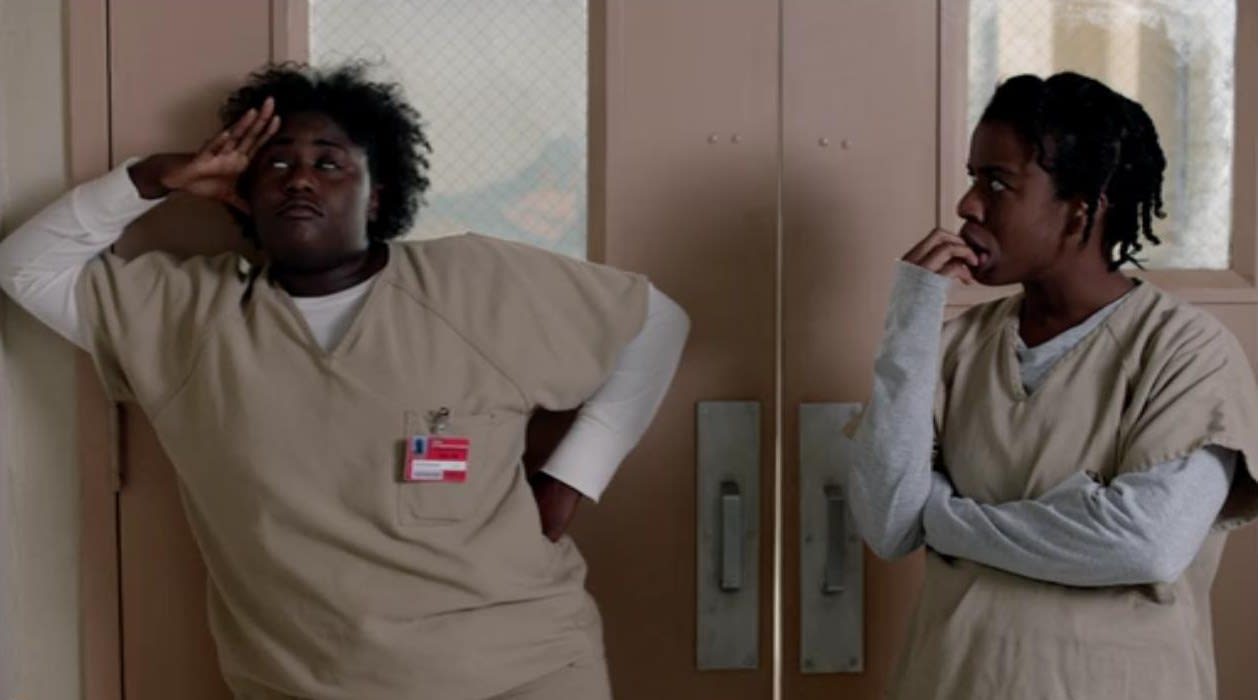 Fake It 'Til You Fake It Some More - Orange is the New Black Season 3 Episode 5