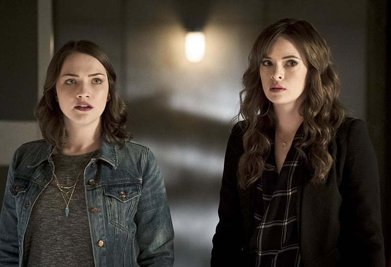 Gal Pals - The Flash Season 2 Episode 23