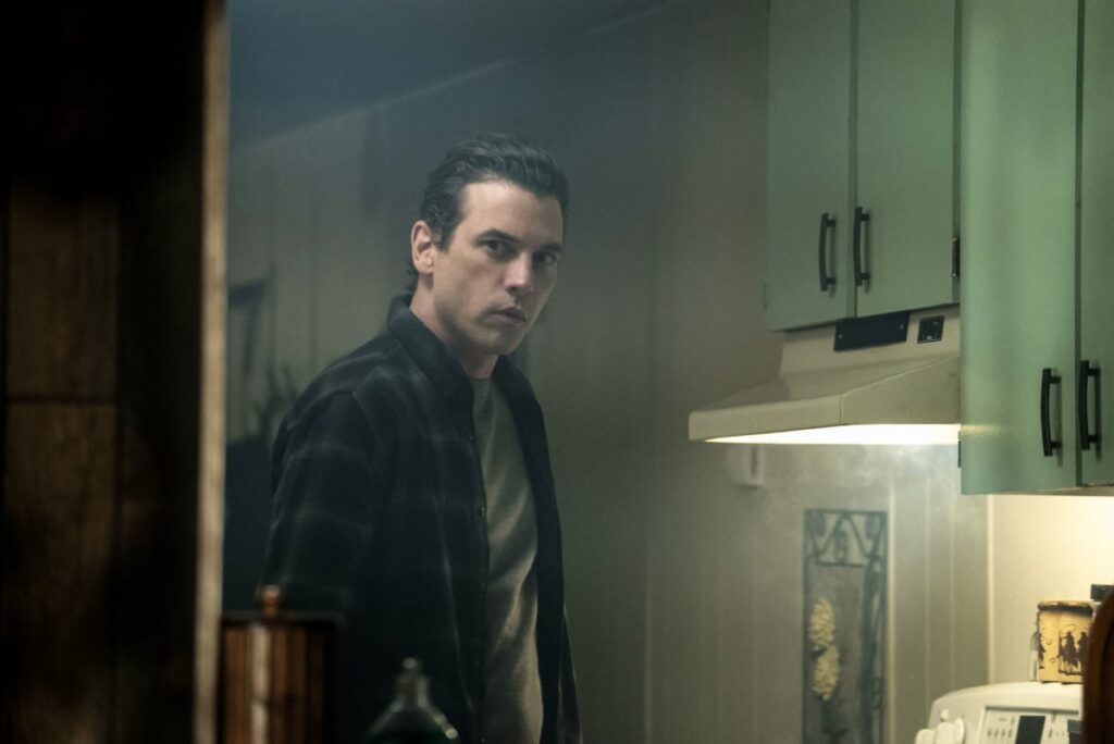Is FP Jones Turning Over A New Leaf? - Riverdale Season 1 Episode 11