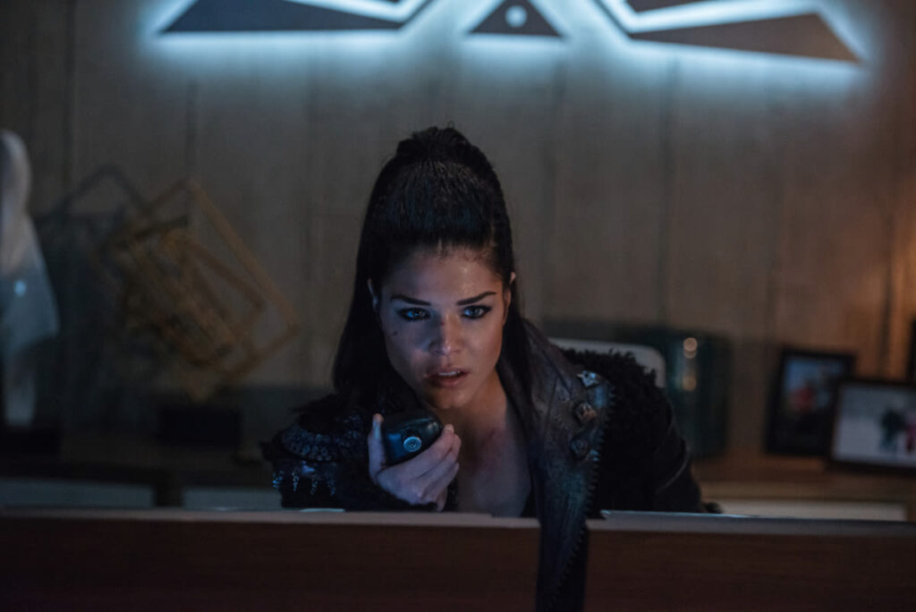 Commander Octavia â The 100 Season 4 Episode 13