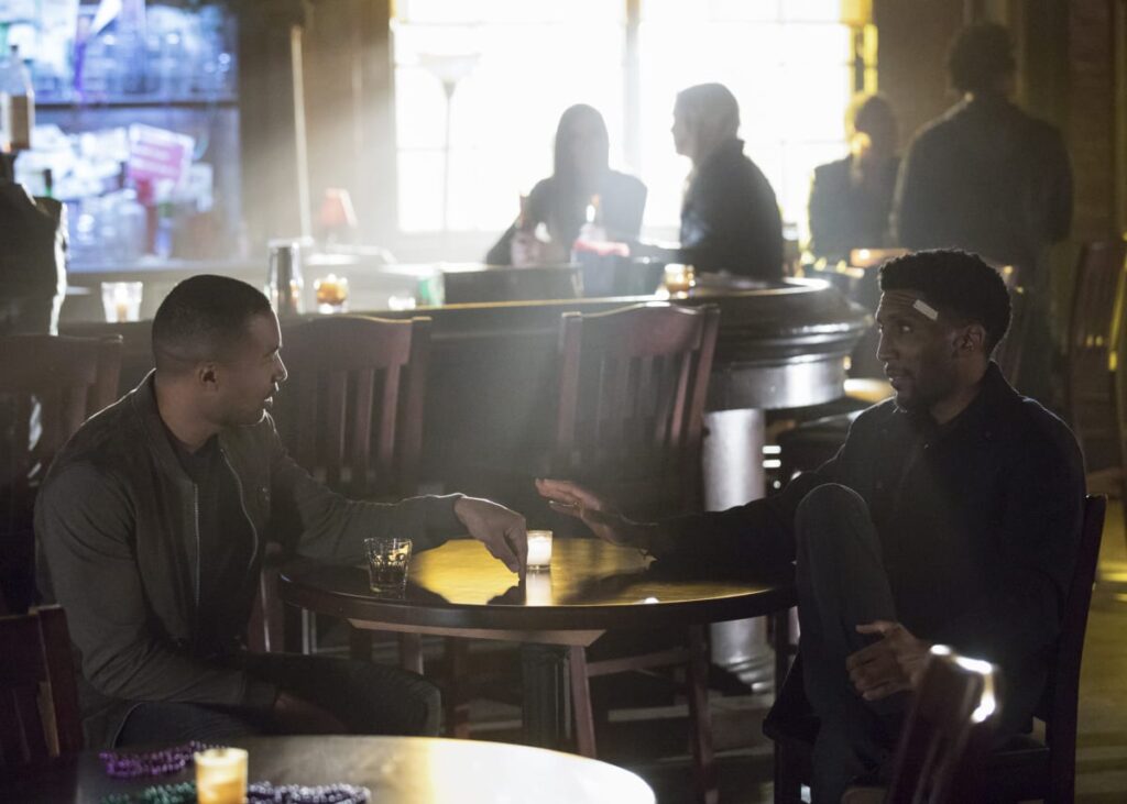 Comparing Notes - The Originals Season 4 Episode 13