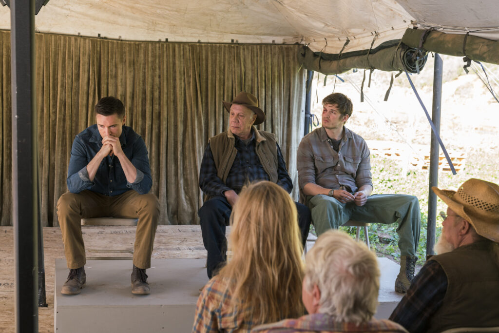 The Otto Family - Fear the Walking Dead Season 3 Episode 3