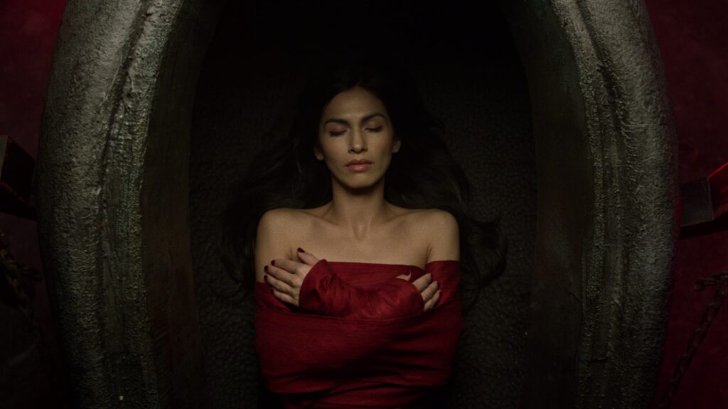 Elektra Is Back