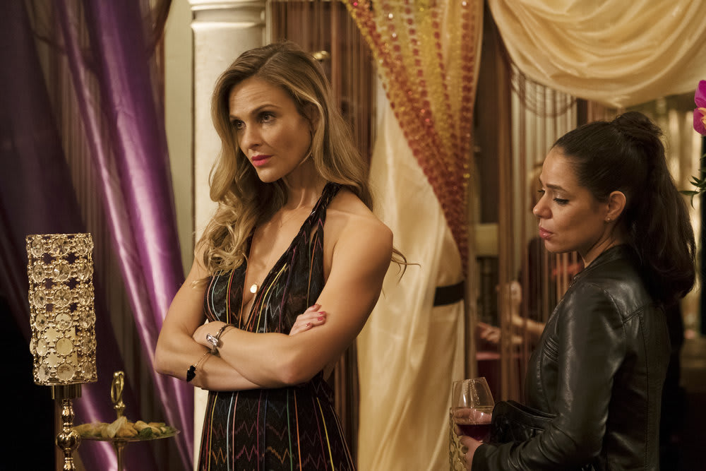 You Were Not Invited - Girlfriends' Guide to Divorce Season 4 Episode 1
