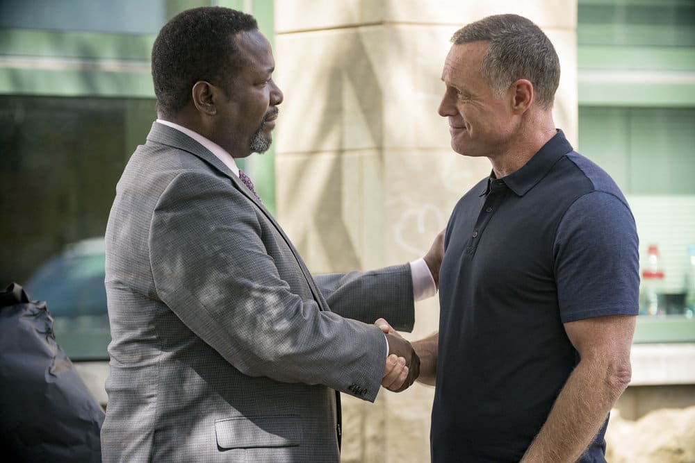 Back to His Old Ways - Chicago P.D. - Chicago PD Season 5 Episode 1
