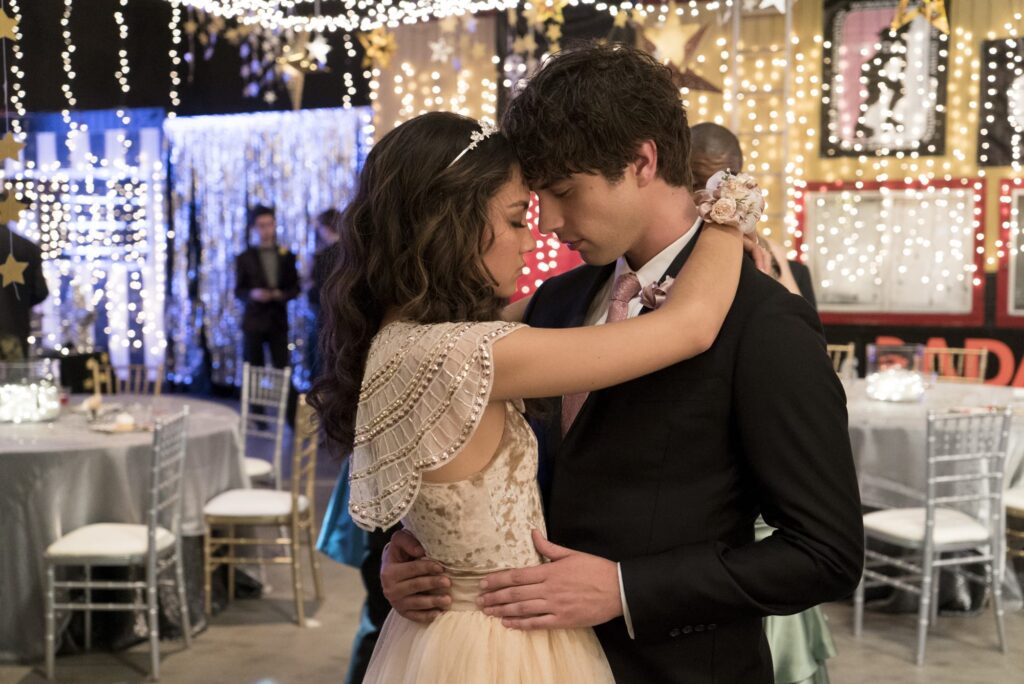 Slow Dancing - The Fosters Season 5 Episode 9