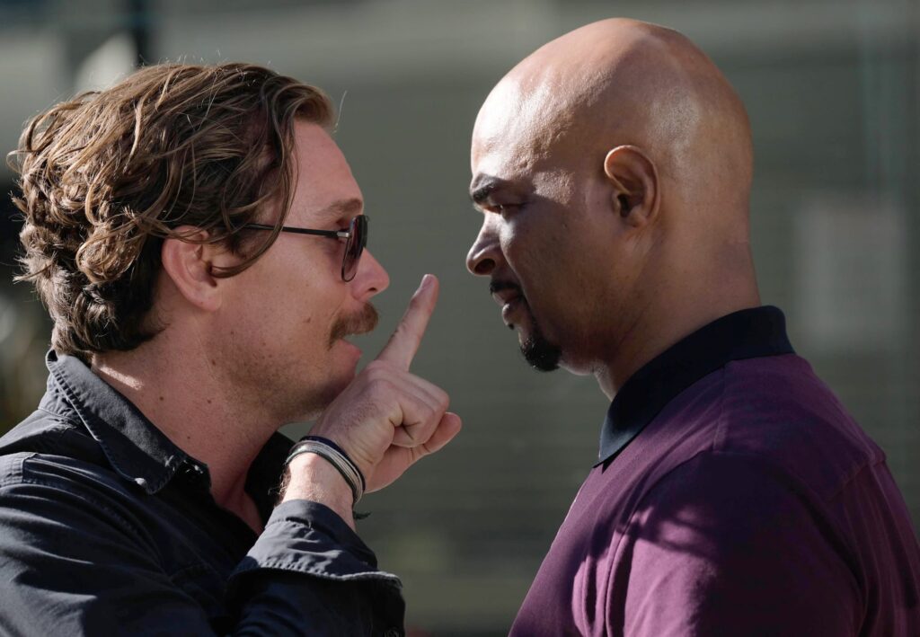 Watch It! - Lethal Weapon Season 2 Episode 1