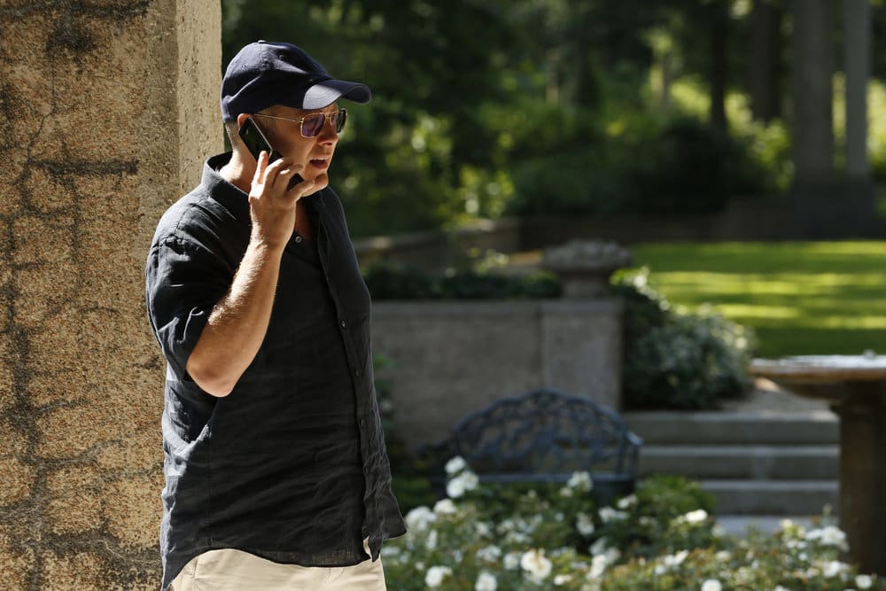 Enjoying Life - The Blacklist Season 5 Episode 2
