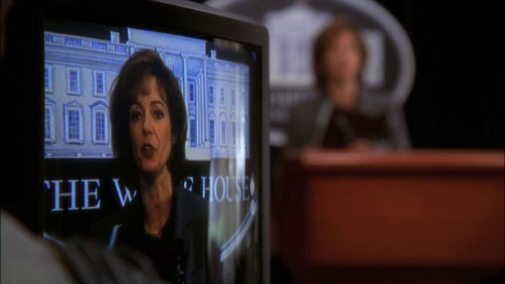 Fixing the Mess - The West Wing Season 1 Episode 8