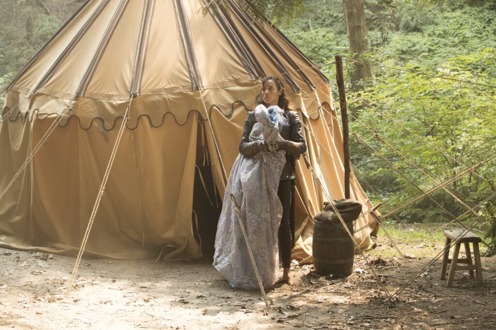 Making a Run for It? - Once Upon a Time Season 7 Episode 3
