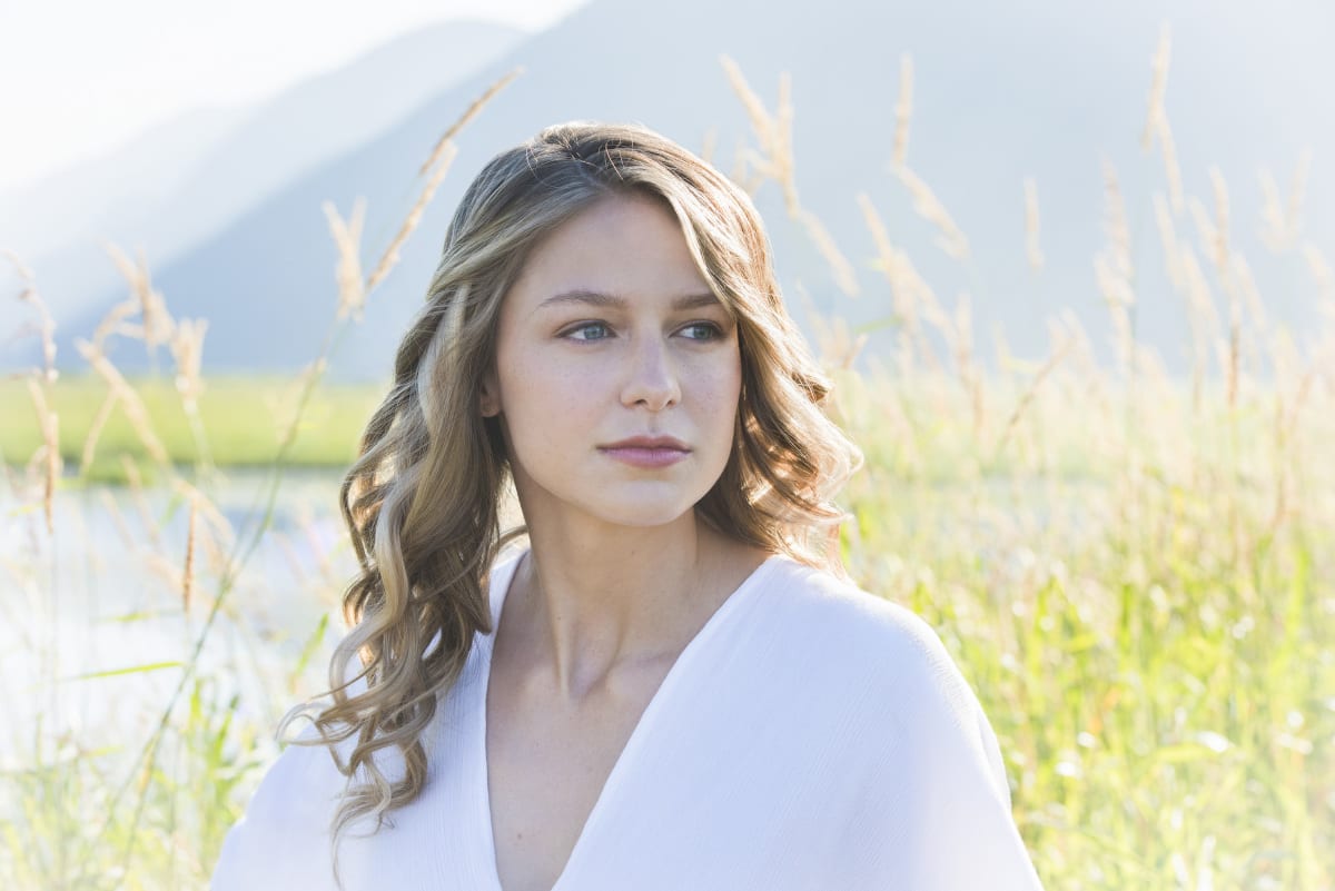 Moving On - Supergirl Season 3 Episode 1