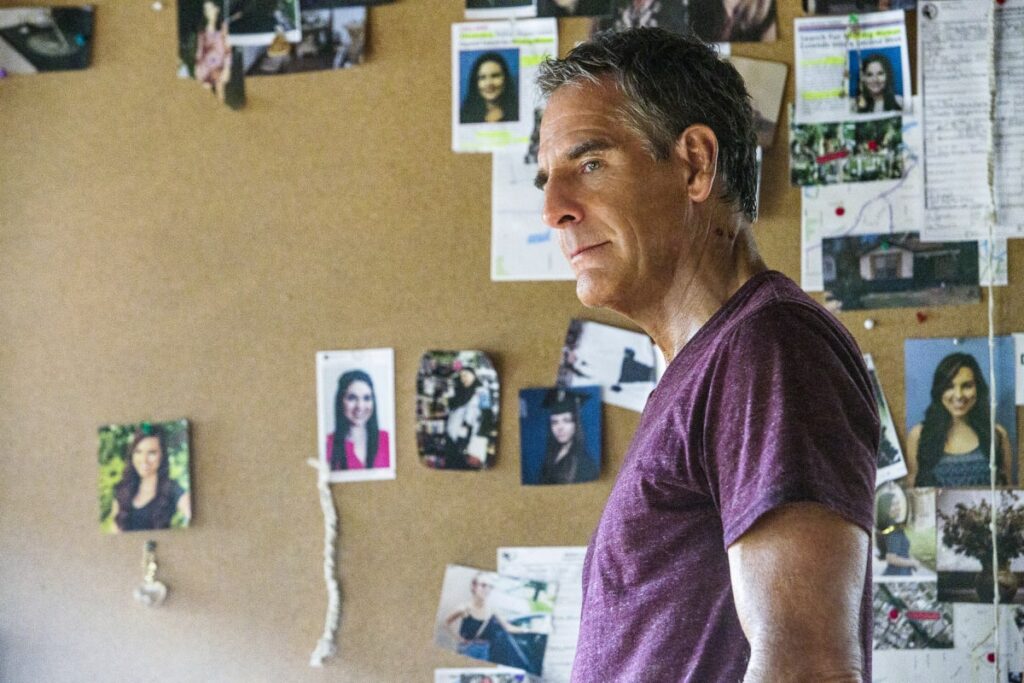 Pride Looks at Fans - NCIS: New Orleans