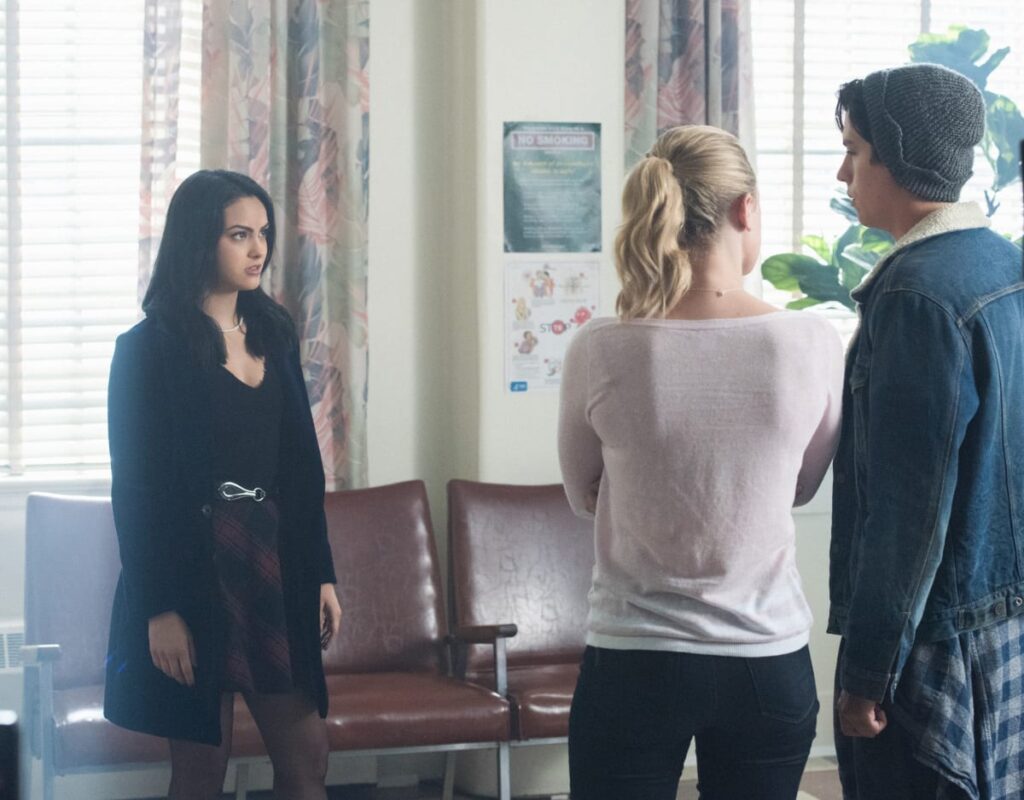 Waiting Room Support - Riverdale Season 2 Episode 1
