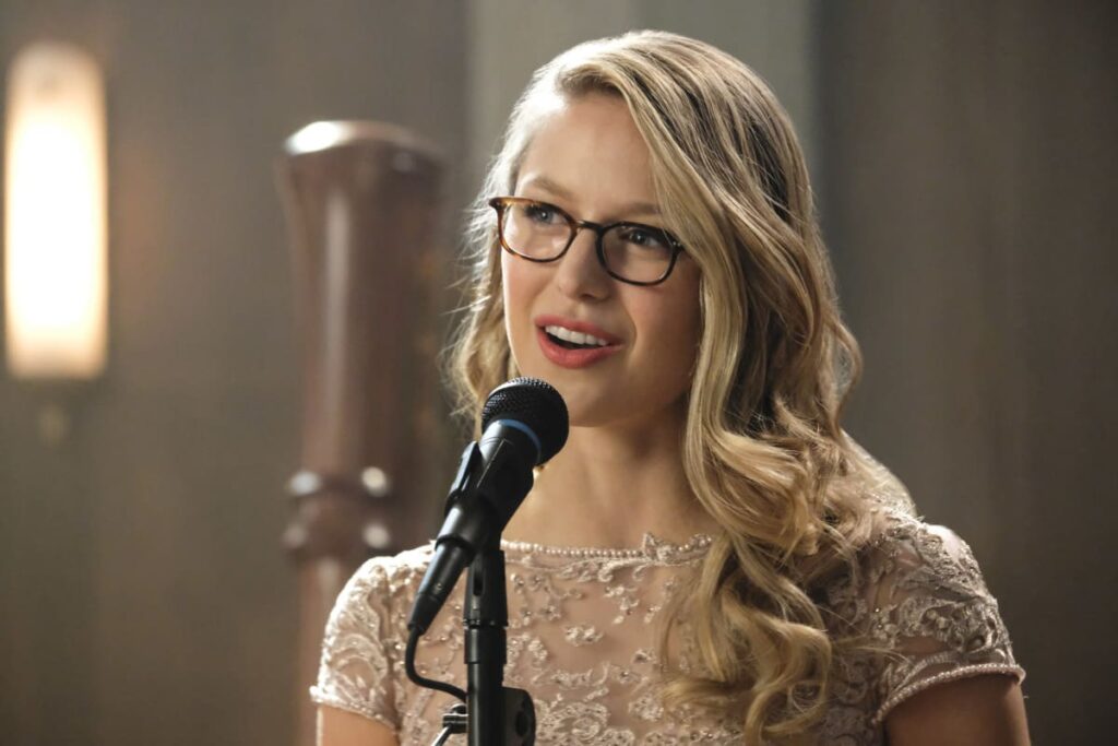 A Super Speech Or Song - Supergirl Season 3 Episode 8