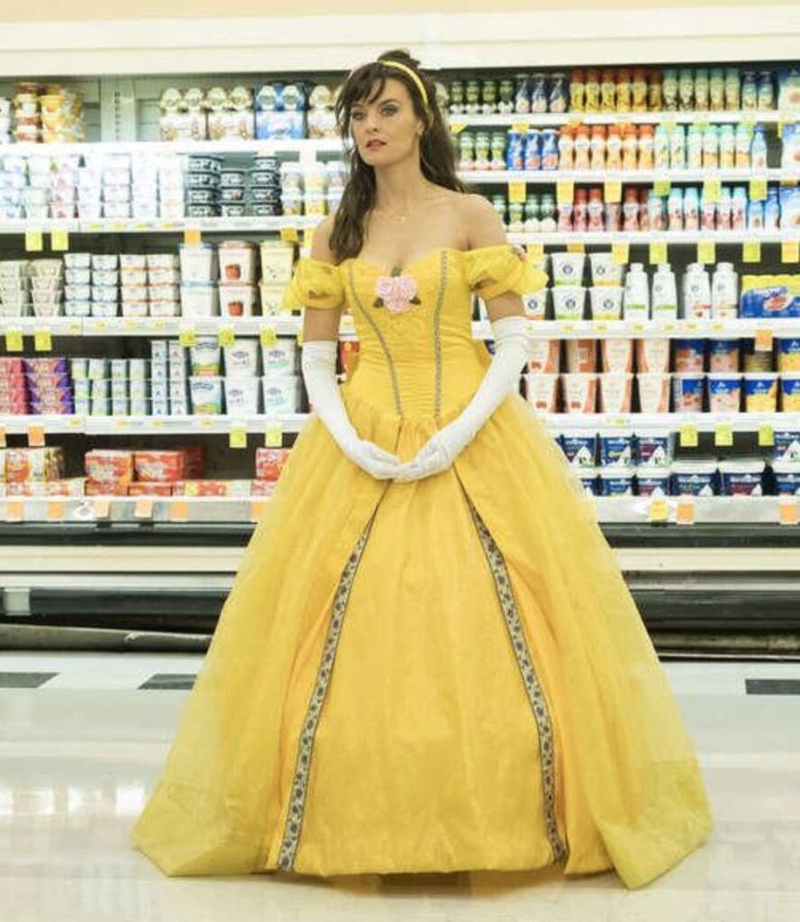 Bridgette is a Beauty - SMILF Season 1 Episode 3