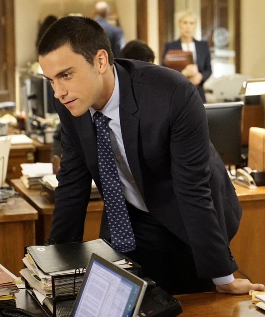 Connor Meets Laurel - How to Get Away with Murder
