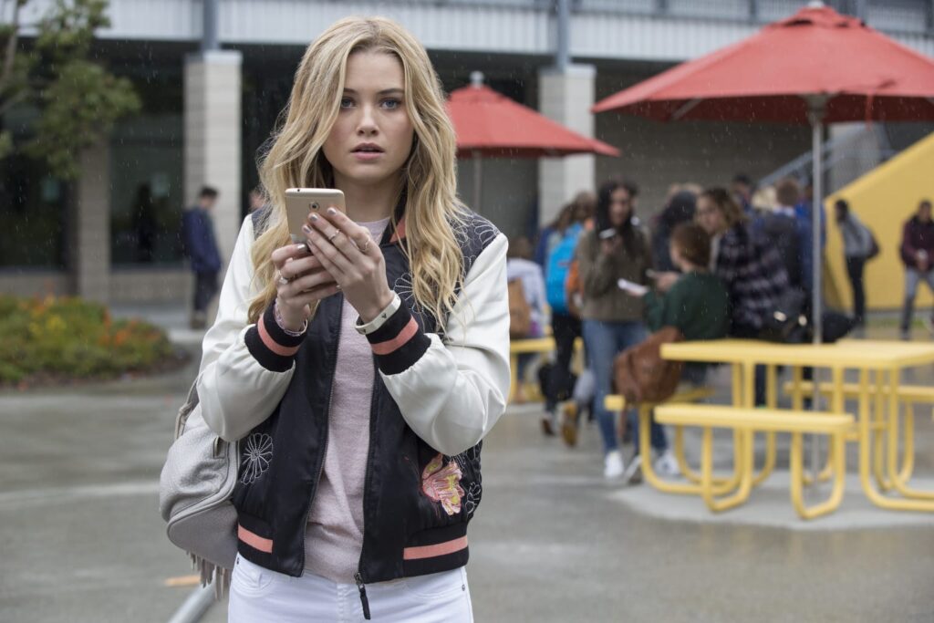 Cruel World - Marvel's Runaways Season 1 Episode 3
