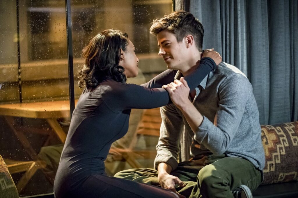 How Cute Are These Two - The Flash Season 4 Episode 7