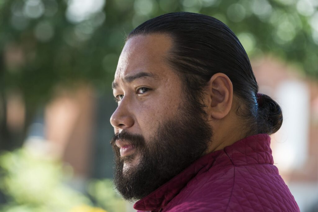 Jeey Looking Sharp - The Walking Dead Season 8 Episode 6