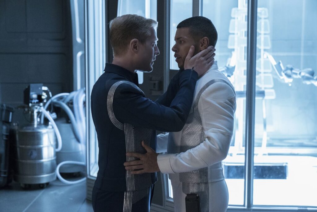 Lieutenant Paul Stamets and Dr. Hugh Culber  - Star Trek: Discovery