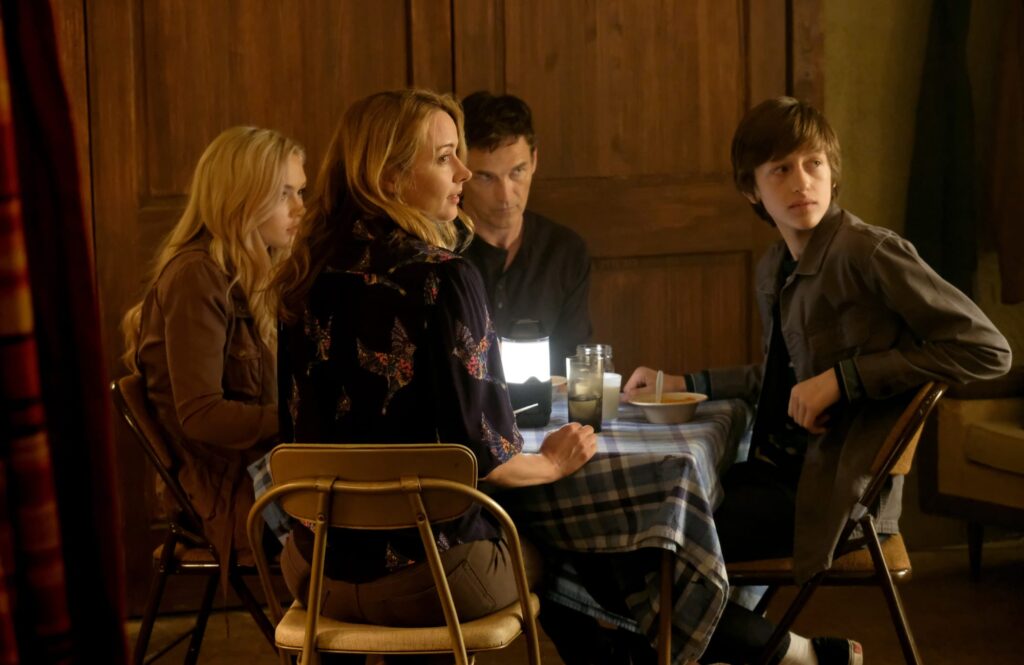 Strucker Family Dinner - The Gifted Season 1 Episode 7