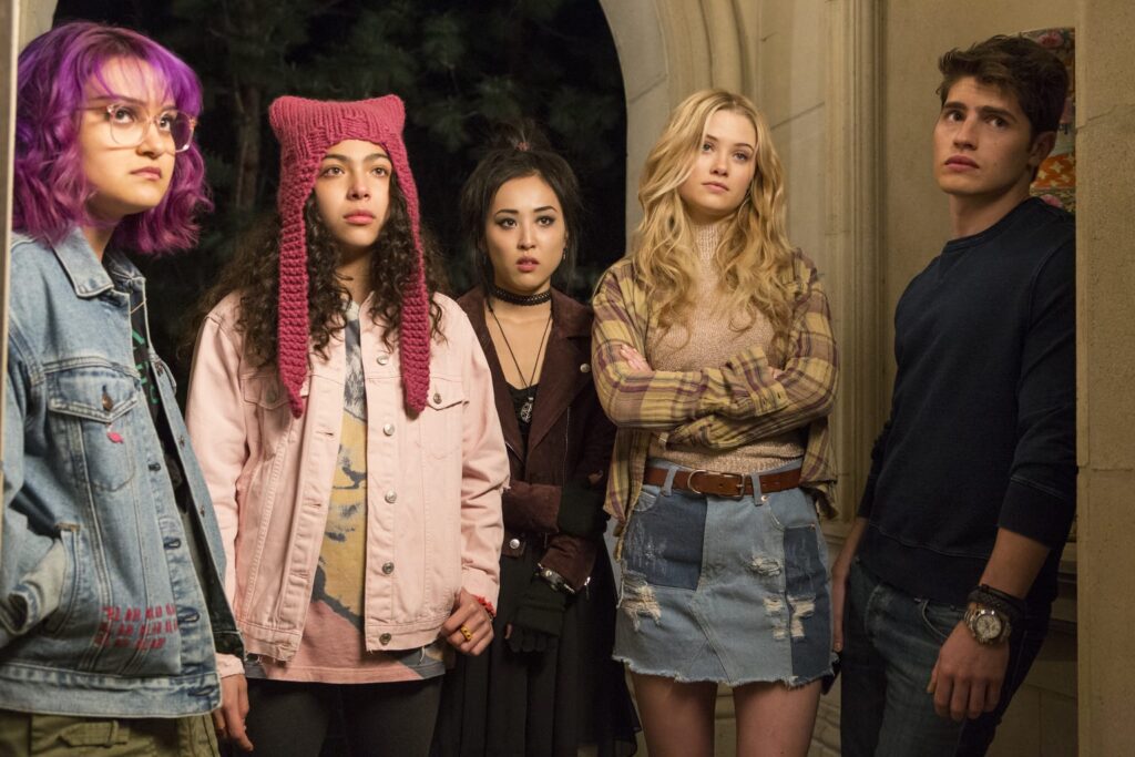 Visiting an Old Friend - Marvel's Runaways