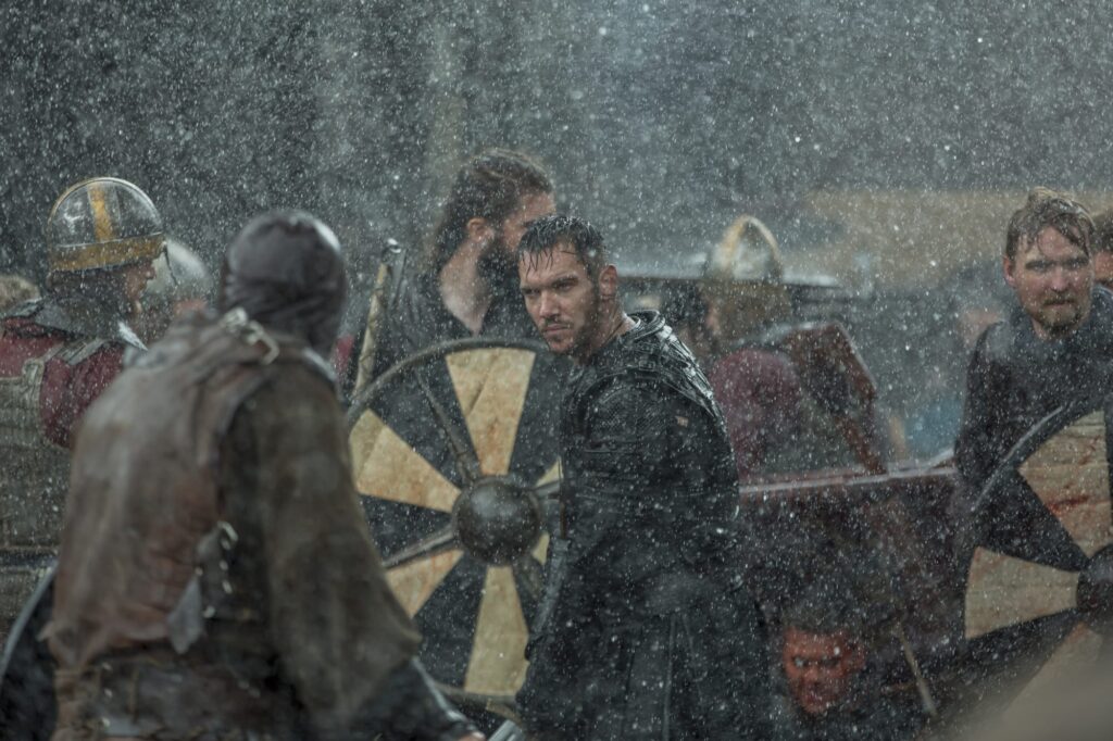 Bishop in Battle - Vikings Season 5 Episode 3