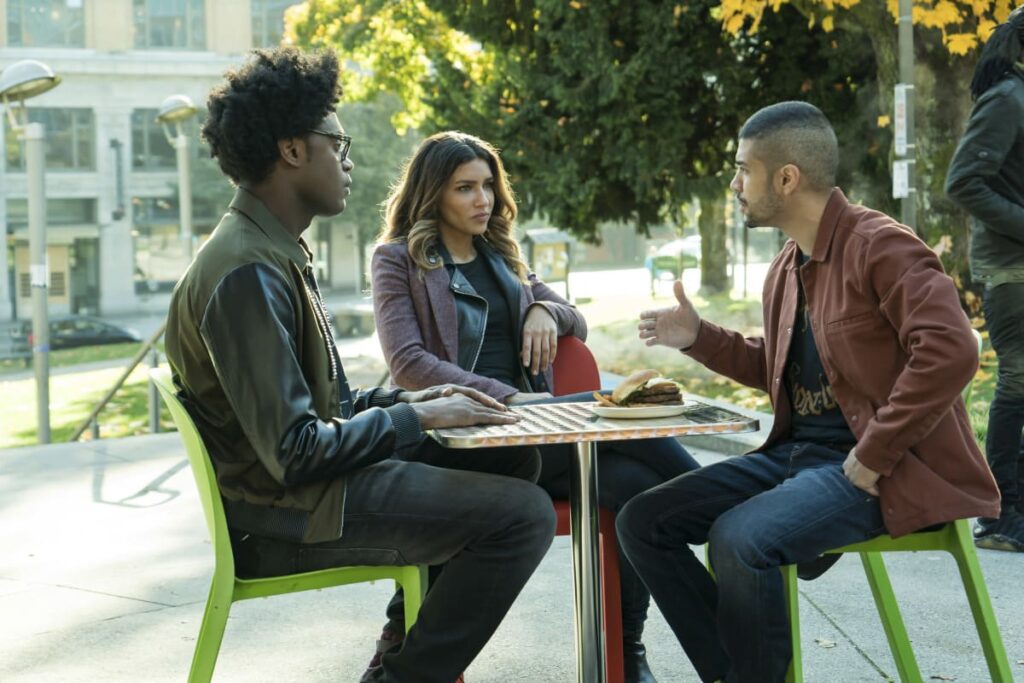 Broken Newbies - Arrow Season 6 Episode 9