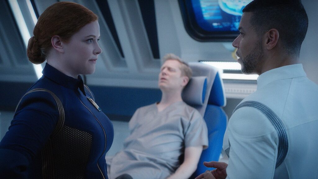 In Sick Bay - Star Trek: Discovery Season 1 Episode 10