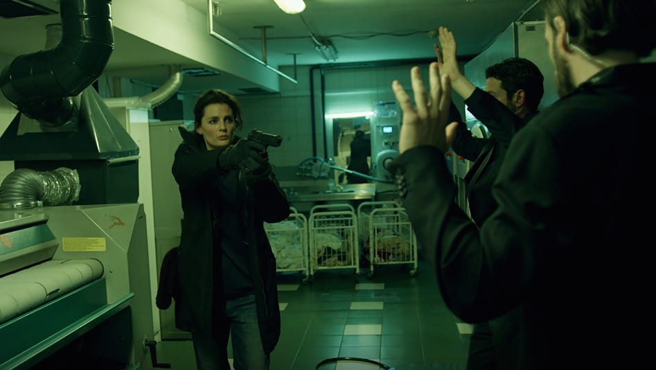 Stopping Security - Absentia Season 1 Episode 9