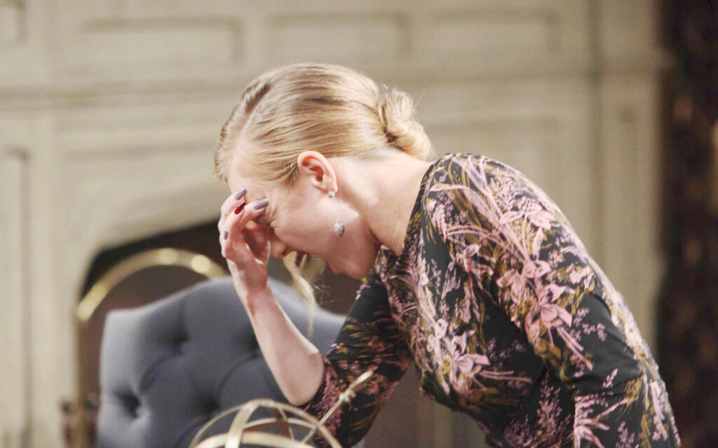 Abgail Gets a Headache - Days of Our Lives