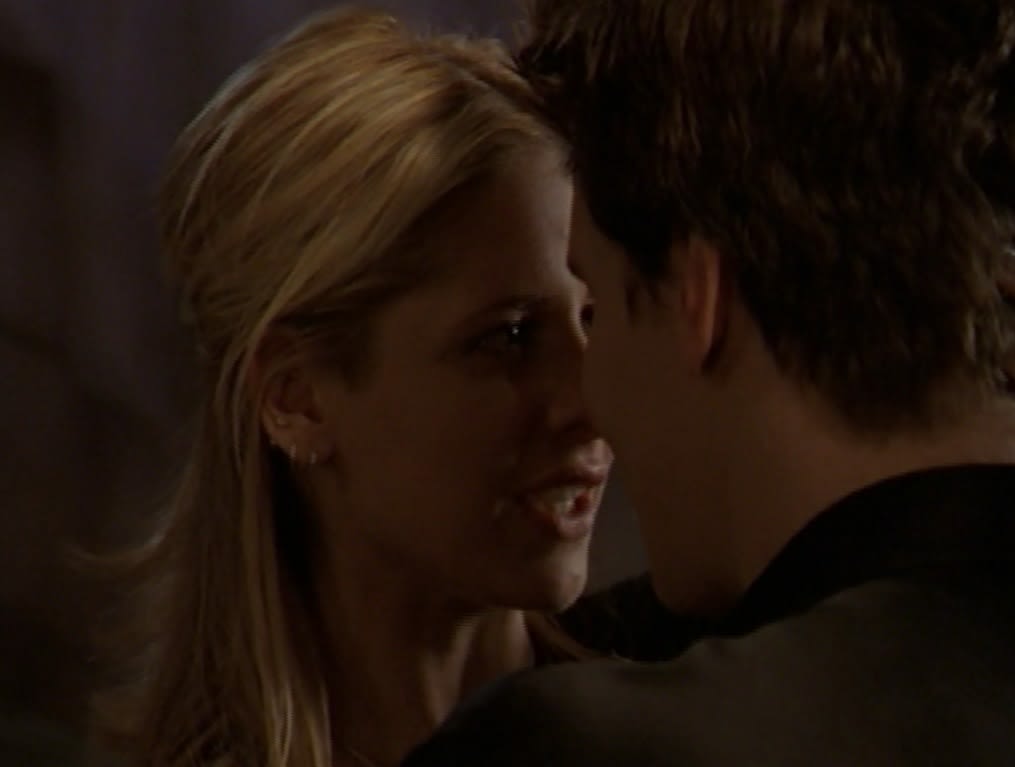 Buffy And Angel Reunited - Buffy the Vampire Slayer Season 2 Episode 22