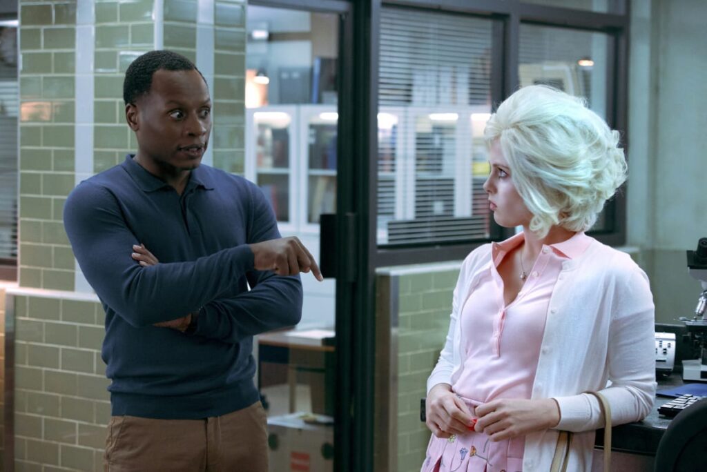 Clive Lays Down the Law - iZombie Season 4 Episode 2