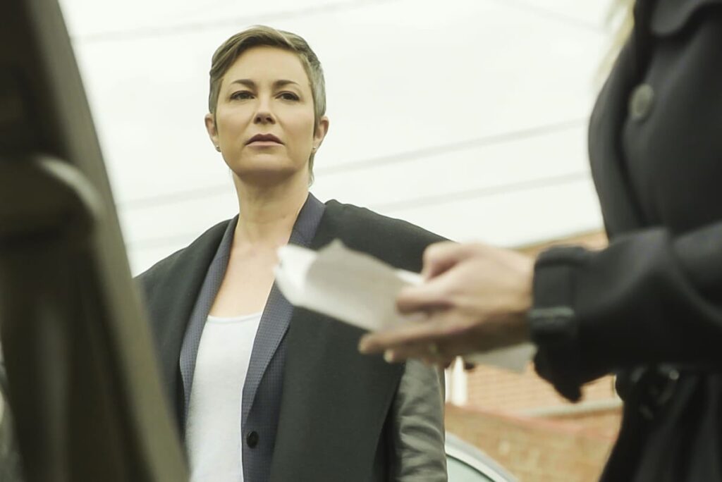 Don't Mess with Linda Barnes - Criminal Minds Season 13 Episode 15