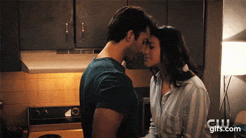Secret Relationships - Jane the Virgin Season 4 Episode 11