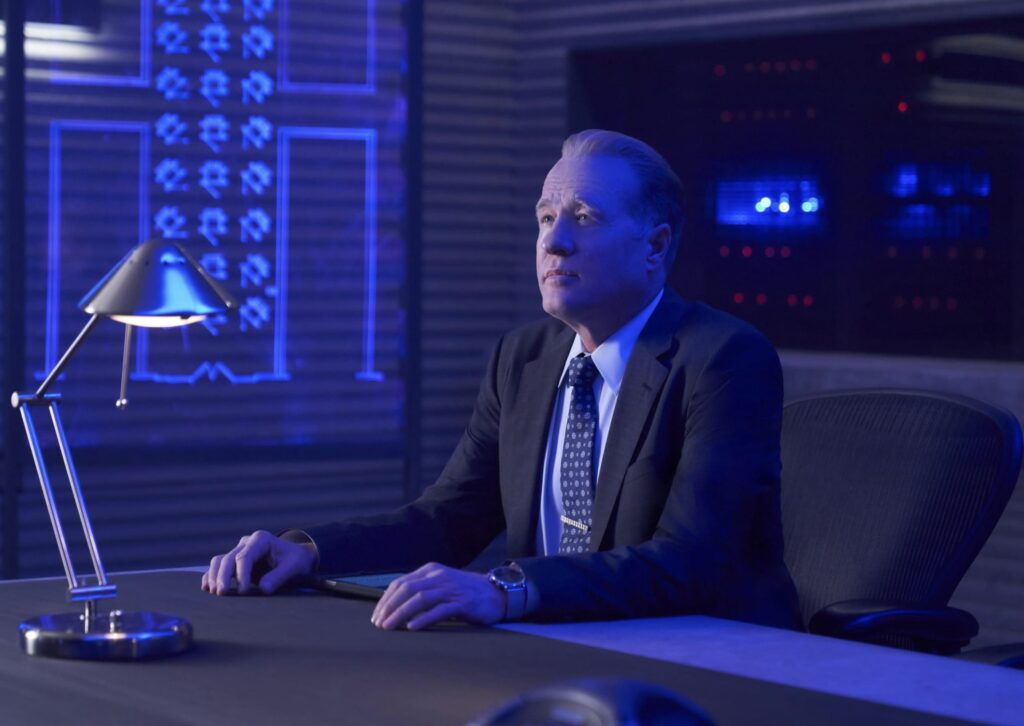 Martin Has a Plan - Black Lightning Season 1 Episode 13