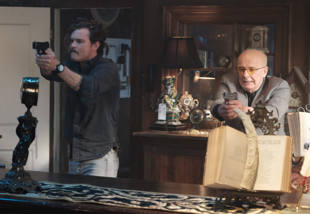 Riggs and Kelso Fight the Bad Guys - Lethal Weapon Season 2 Episode 18