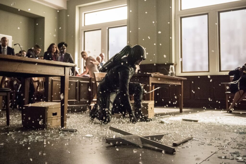 A Stunning Entrance - Arrow Season 6 Episode 21