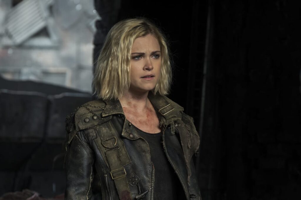 Clarke Griffin Preparing to Shift Sands - The 100 Season 5 Episode 5