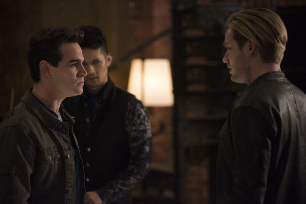Frenemies No More - Shadowhunters Season 3 Episode 8