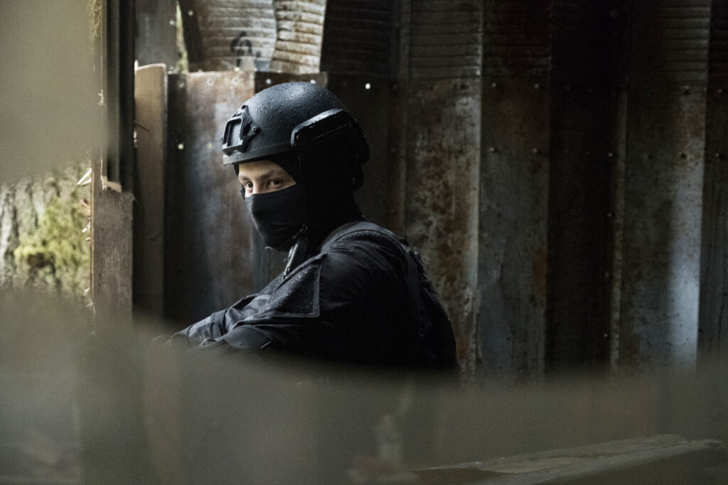 Greyhats Arrive at the Resistance Camp - Colony Season 3 Episode 5