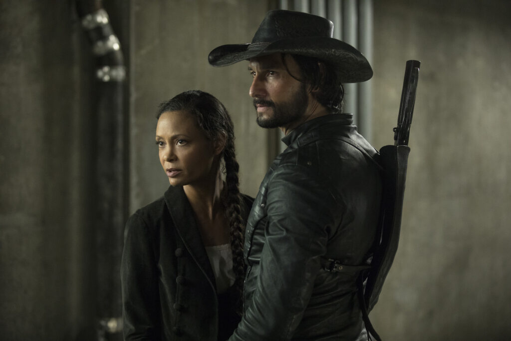 Hot Couple Alert - Westworld Season 2 Episode 3