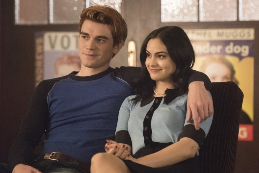 The Happy Couple - Riverdale Season 2 Episode 22