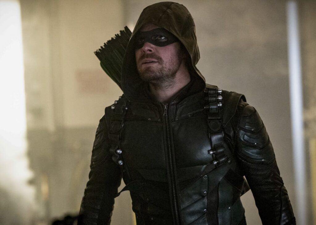Oliver Queen During a Mission - Arrow Season 6 Episode 23