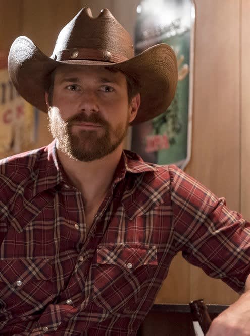 A New Face - Midnight, Texas Season 2 Episode 1