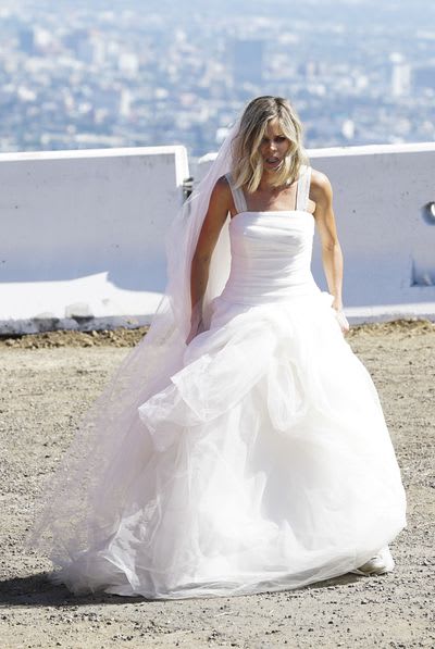 The Runaway Bride - The Rookie Season 1 Episode 2