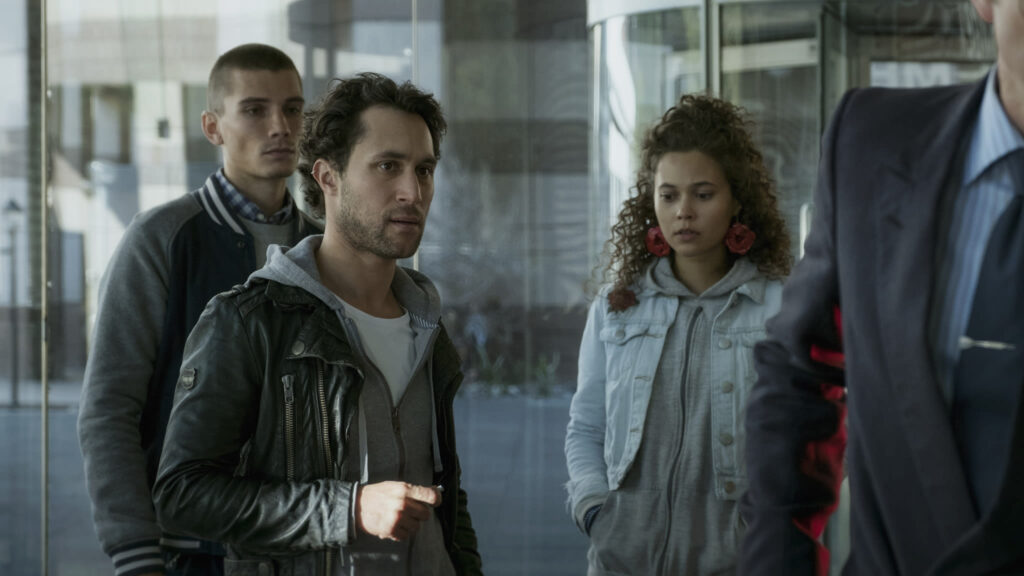 Alex on a Misson - Deutschland86 Season 2 Episode 3