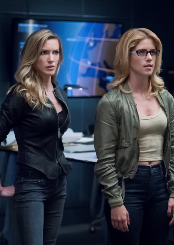 Gal Pals Forever - Tall - Arrow Season 7 Episode 6