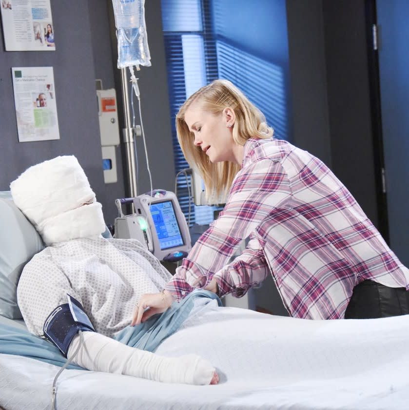 Reunited at Last (Tall) - Days of Our Lives