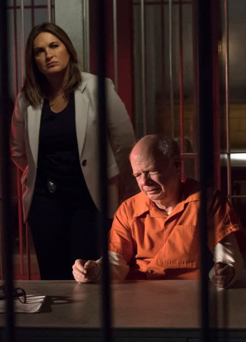 Visiting an Inmate - Law & Order: SVU Season 20 Episode 10